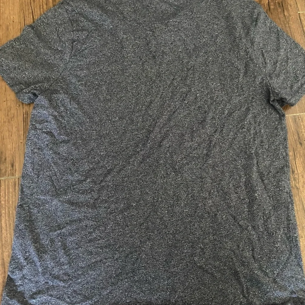 Banana Republic Charcoal Short Sleeve Tee